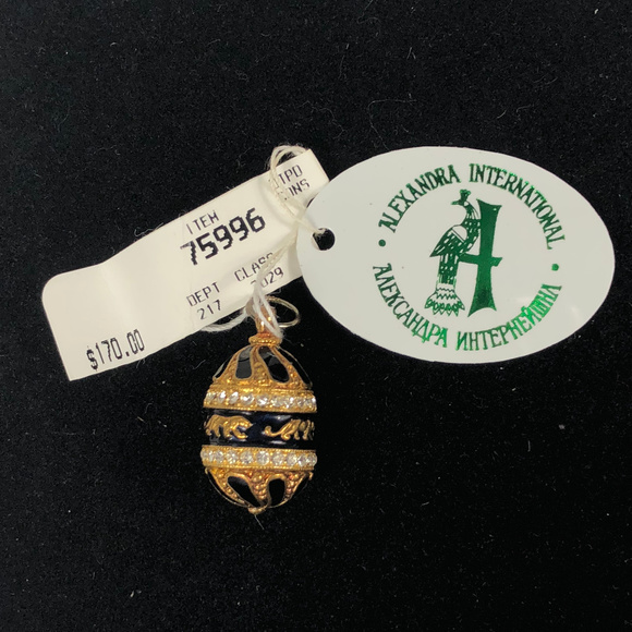 Russian Alexander International Jewelry - Collectibles Egg Pendant Black Cheetah $170 NIB